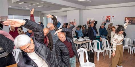 Mersin’de emekliler kansere karşı bilgilendirildi